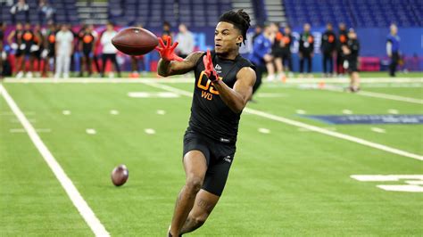 Report: The 49ers had a formal meeting with the second-fastest WR at ...