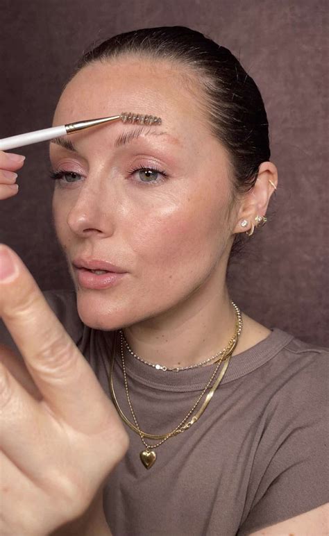 Image result for How Do You Draw Eyebrows