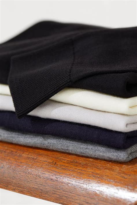 Merino wool jumper - Black - Men | H&M IN