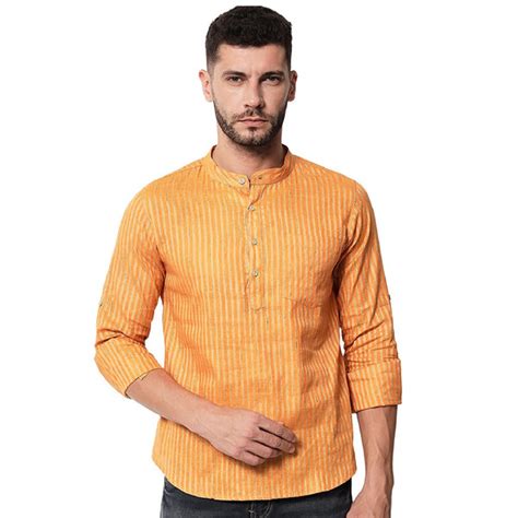 Vastraa Fusion Men's Gold Line Handloom Weaving Pure Cotton Short Kurt ...