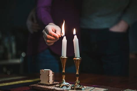 Yom Kippur Shabbat Candle Lighting Prayer | Americanwarmoms.org