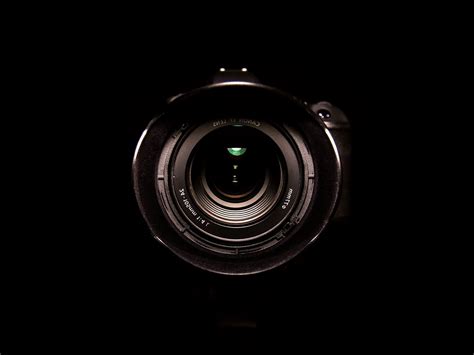 Download wallpaper 1400x1050 lens, camera, dark background standard 4:3 ...