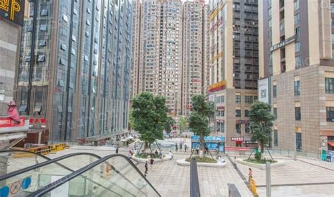 实拍贵阳最大住宅花果园，住着近50万人，比北京天通苑小区还要大3倍_哔哩哔哩_bilibili