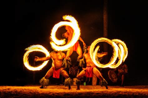 An Evening at the Waikiki Starlight Luau in Waikiki - Hawaii Travel Guide