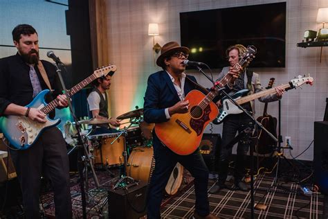 Joyful Bearspaw Golf Course Wedding | Diane Davidson Weddings