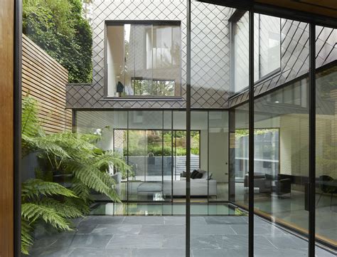 Photo 20 of 44 in Mesh House by Karl Mok - Dwell