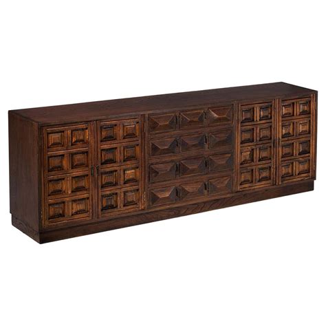 Buffet brutaliste espagnol en frêne teinté En vente sur 1stDibs