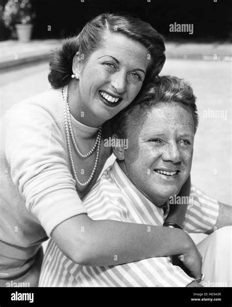 Newlyweds Van Johnson, right, and Evie Wynn Johnson, at their Santa ...