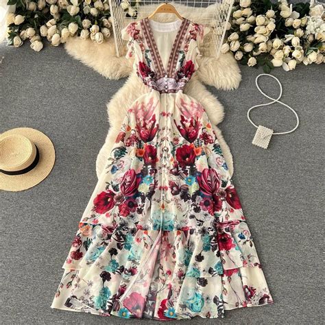 Mary Floral Midi Dress – Label Frenesi Fashion