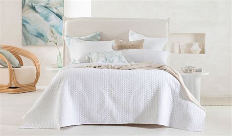 What Is The Difference Between A Coverlet And A Quilt