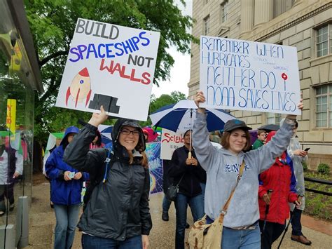 Science Is Real Sign 的图像结果