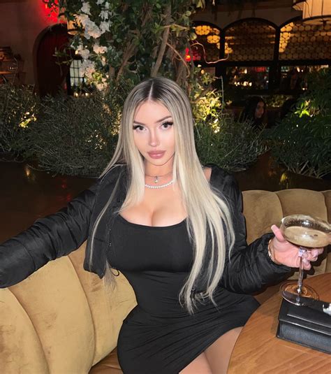 Carli Nicki | pov i’m your date 🍸 | Instagram