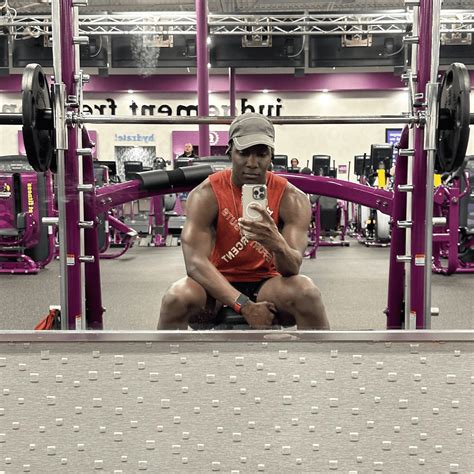 Does Planet Fitness Have Rowing Machines? | FitDominium