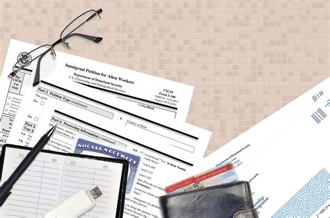 USCIS abre un nuevo centro de servicios híbrido - La Liga Defensora ...