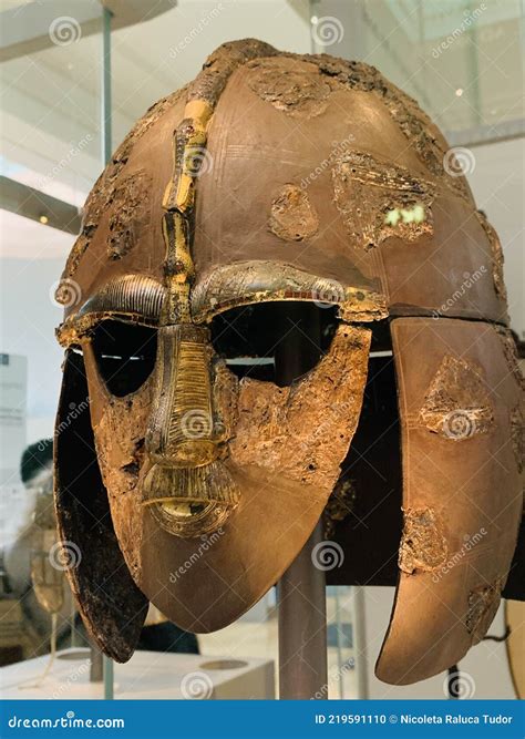 Sutton Hoo Dig 的图像结果