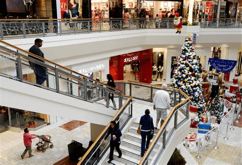 Meet Santa Claus in Fairfield | Visit Fairfield