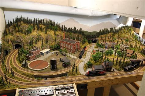 model train - Buscar con Google Ho Scale Train Layout, Ho Train Layouts, Planer, Model Training ...