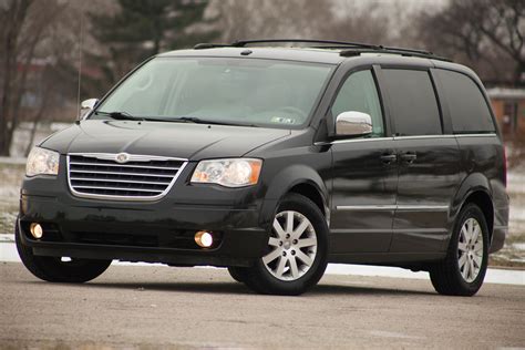 2009 Used Chrysler Town & Country Touring for sale | Car Dealership in Philadelphia