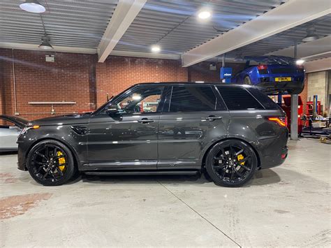 RANGE ROVER SPORT L494 2014-2021 FACE LIFT SVR BODY KIT CONVERSION UPGRADE | Dynamic Customs