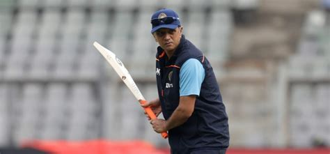 Venkatesh Prasad Blames Rahul Dravid-Rohit Sharma Outdated Approach For ...