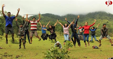 Manipal Local People 的图像结果