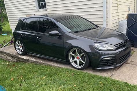 2010-2014 MK6 Volkswagen Golf / GTI Carbon Fiber Fenders (Pair) | SEIB – E3Tuning