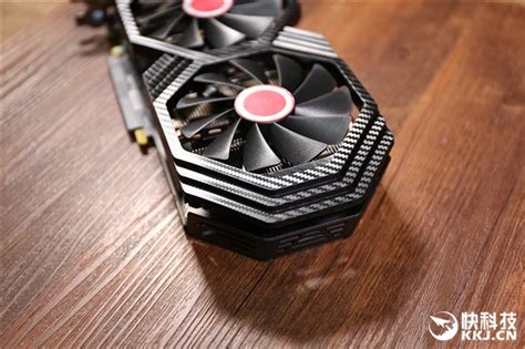 华硕GeForce GTX 590显卡产品图片3-IT168