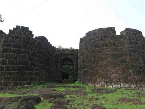 Mandangad fort , ahmednagar, India - Top Attractions, Things to Do ...