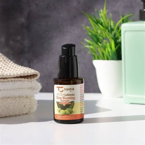 Tasya Kakadu Plum Vitamin C Hyaluronic Acid Glow Boosting Serum 30ml ...