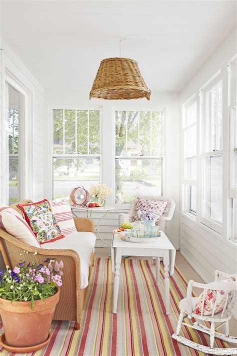 Small Sunroom Decorating Ideas
