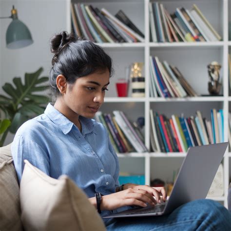 Top Mistakes Freshers Make When Applying for Banking Jobs – Veranda Phire