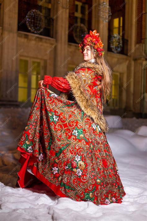 Traditional Russian Clothing For Women