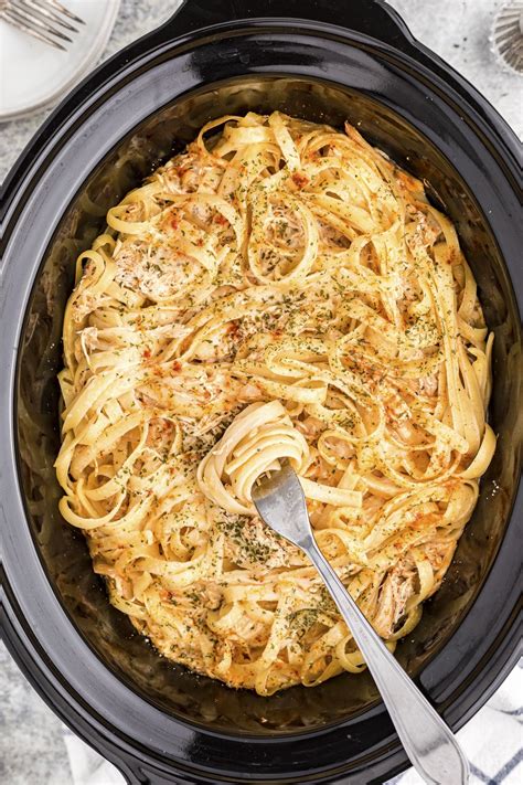 Slow Cooker Cajun Chicken Fettuccine Alfredo - The Magical Slow Cooker
