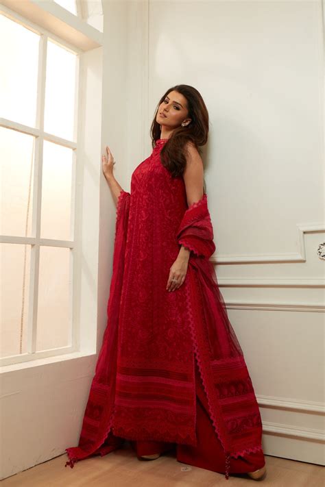 Design 9B Luxury Lawn Eid Edition 2026 Unstitched – Nour
