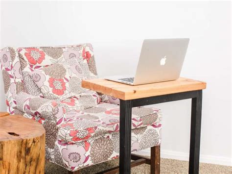 Sofa Computer Table 的图像结果