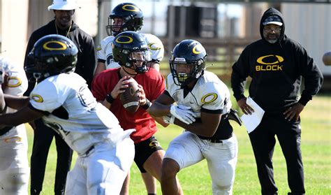 HS football: Junior Lucas Scheerhorn to start at quarterback for Klein Oak