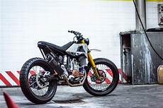 Yamaha Wr Cafe Racer by Dirt Track Weapon Gianpaolo S Yamaha Wr400 Bikebrewers Yamaha Wr Cafe Racer