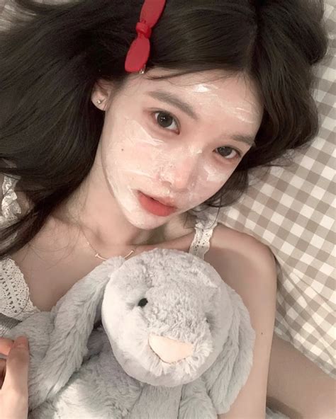 pretty girls⋆˚ 𝜗𝜚˚⋆ | 🍧🍡 @halen.cute Cre: 皮卡皮卡 | Instagram