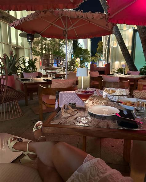 Ara Queen Bae's feet