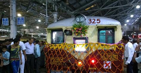 90s DC Local Train Mumbai 的图像结果