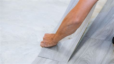 How To Lay Self Adhesive Vinyl Plank Flooring | Floor Roma