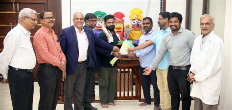 SOA felicitates its alumni and DAMaN Actor Dipanwit Dashmohapatra — SOA ...