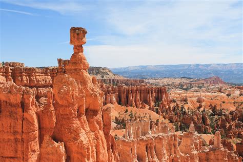 Explore the Hoodoos at Bryce Canyon National Park ⋆ The Voyageer