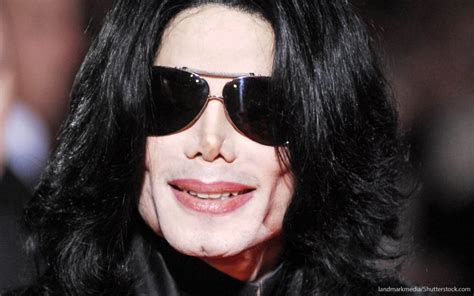 Michael Jackson-Sony Music Deal Earns Estate $750 Million | GOBankingRates
