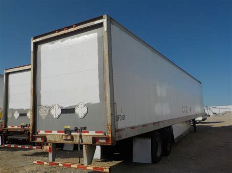 OF0151 53′ Dry Van Overhead door