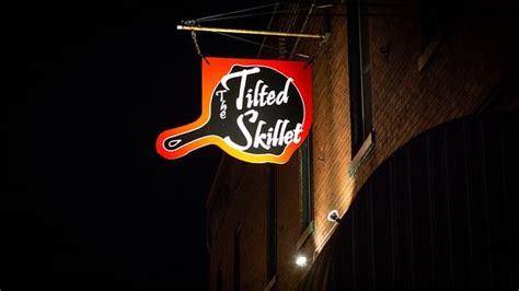 THE TILTED SKILLET, Washington - Restaurant Reviews, Phone Number ...