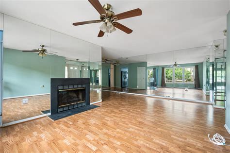 10479 Paradise Court - Manassas