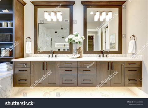 2,835 Luxury master bath shower Images, Stock Photos & Vectors ...