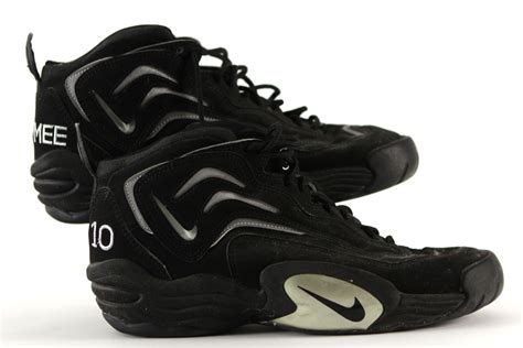 Lot Detail - 1995 circa Tim Hardaway Miami Heat Signed Game Worn Nike ...