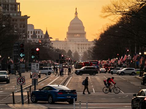 Politički haos u Washingtonu - zašto su blokade vlade povijesno bile ...